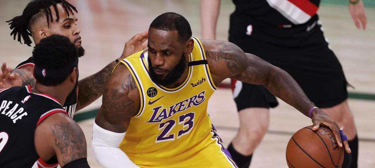 Mal no ataque, Lakers perde primeira da série contra o Blazers