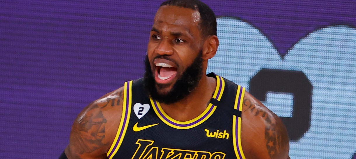 Lakers volta às quadras para fechar série contra o Blazers