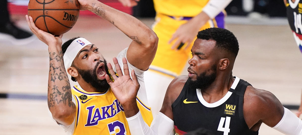 Liderados por Anthony Davis, Lakers abre 3-1 na série