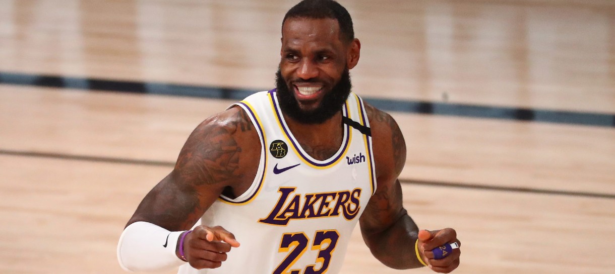 Lakers vence Rockets e está na final da Conferência Oeste