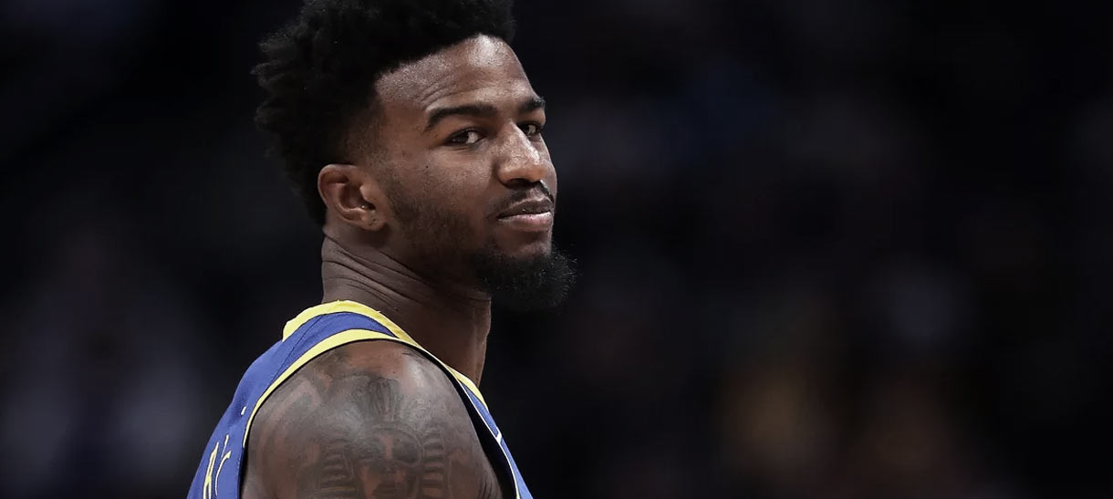 Lakers dispensa pivô que chegou na troca por JaVale McGee