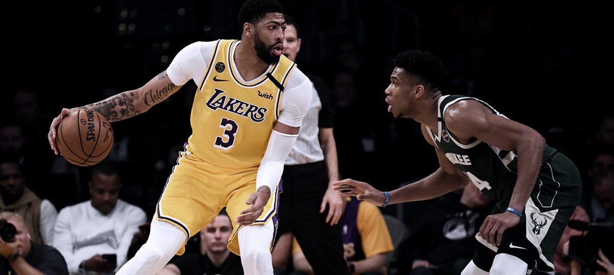 Lakers: Contrato de Davis será definido de acordo com o de Antetokounmpo