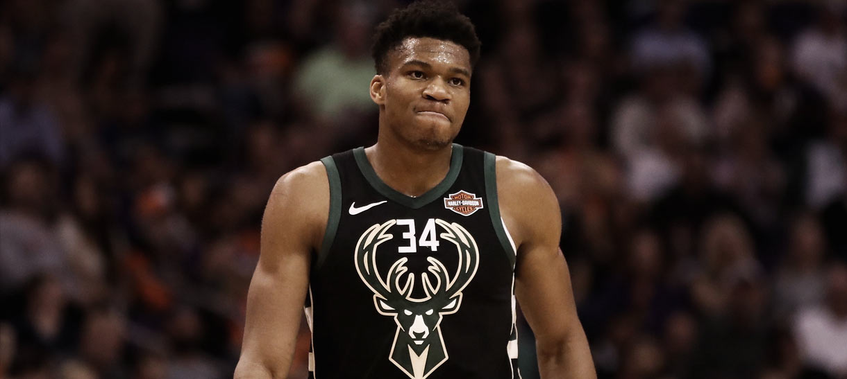 NBA: Giannis Antetokounmpo queria que o Bucks fosse atrás de armador do Lakers