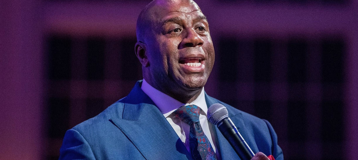 NBA: Magic Johnson faz lista de candidatos a MVP e surpreende com jogador do Celtics