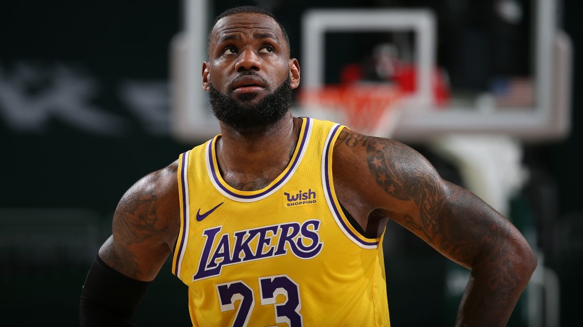 LeBron James manda recado para companheiros após derrota contra o Wizards