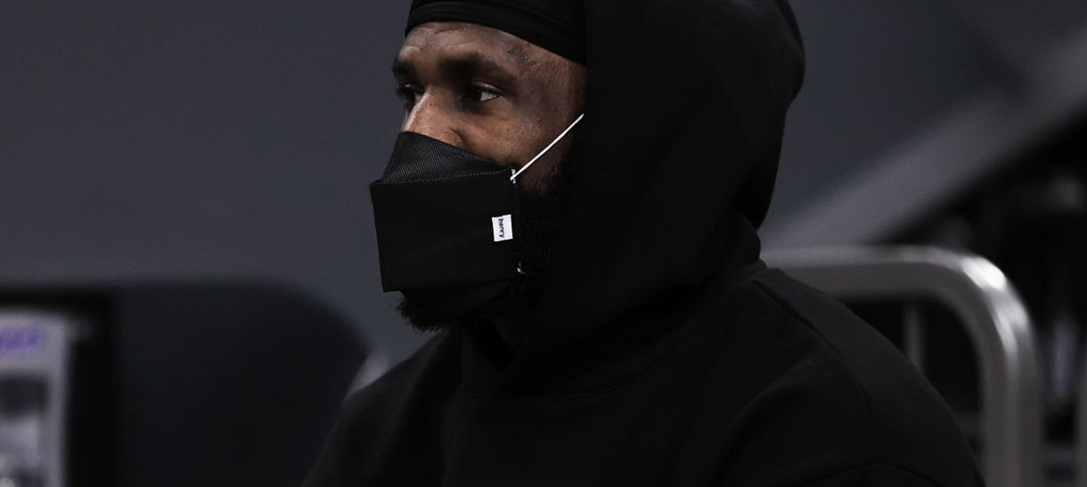 NBA: Wojnarowski revela tempo que LeBron James deve ficar de fora