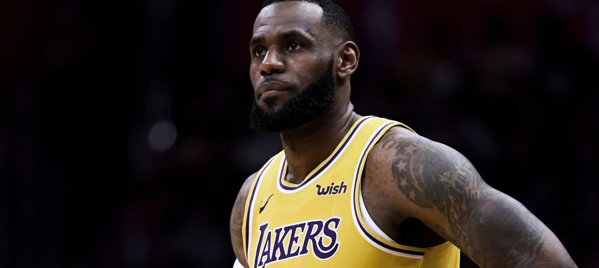 NBA: Adrian Wojnarowski dá previsão de retorno de LeBron James