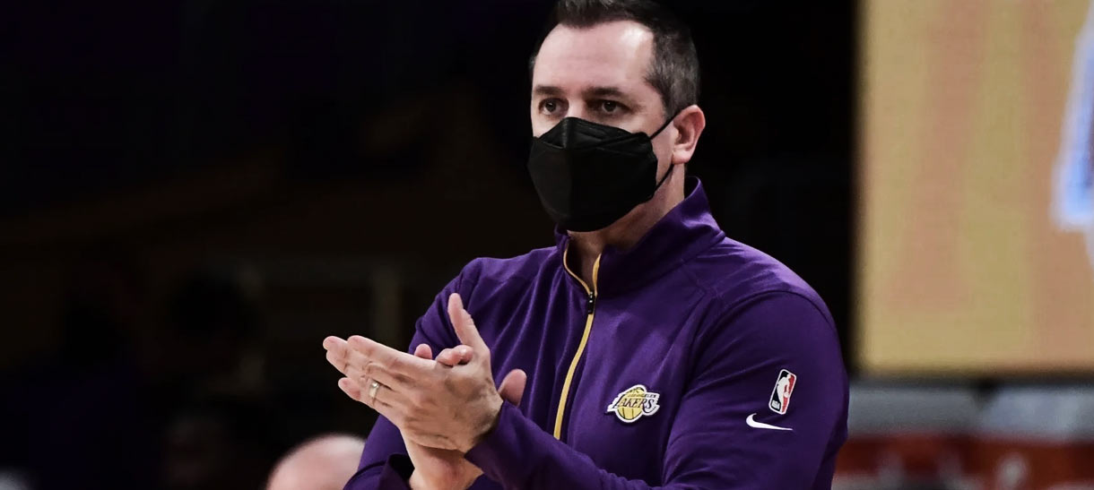 NBA: Lakers tem grandes planos para Frank Vogel nesta offseason