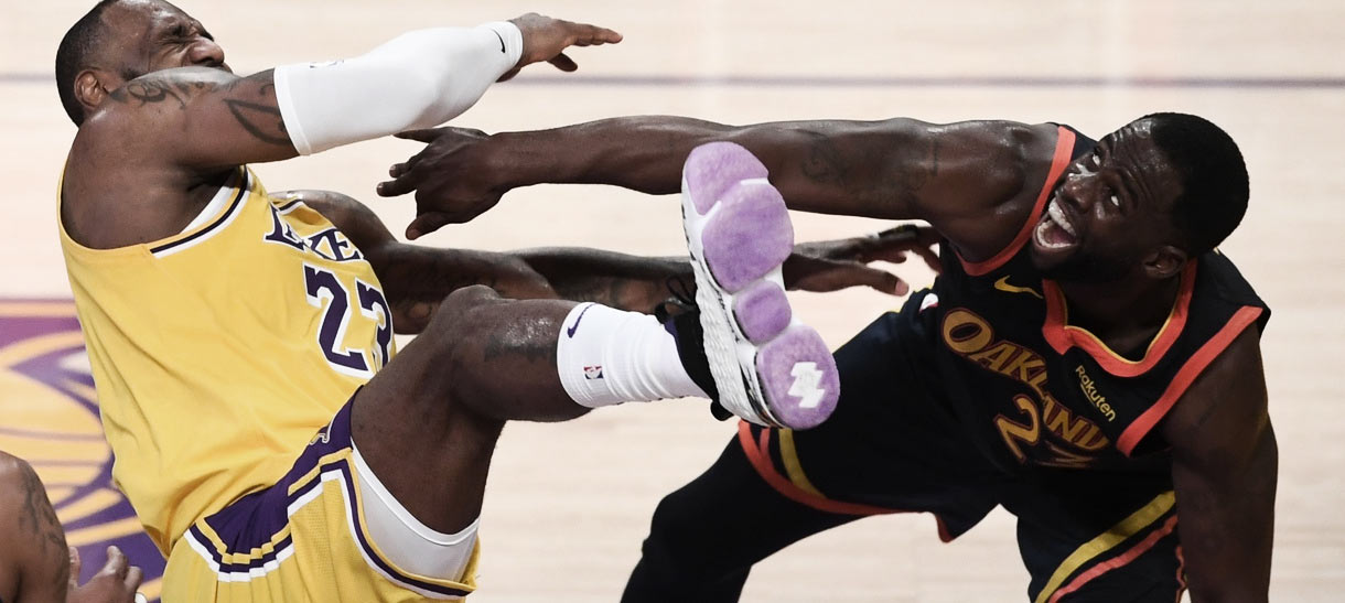 NBA: LeBron fala como está o tornozelo após duelo entre Lakers e Warriors