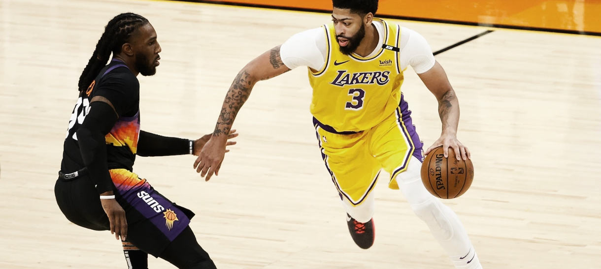 NBA: Analistas defendem que Anthony Davis deve ser suspenso