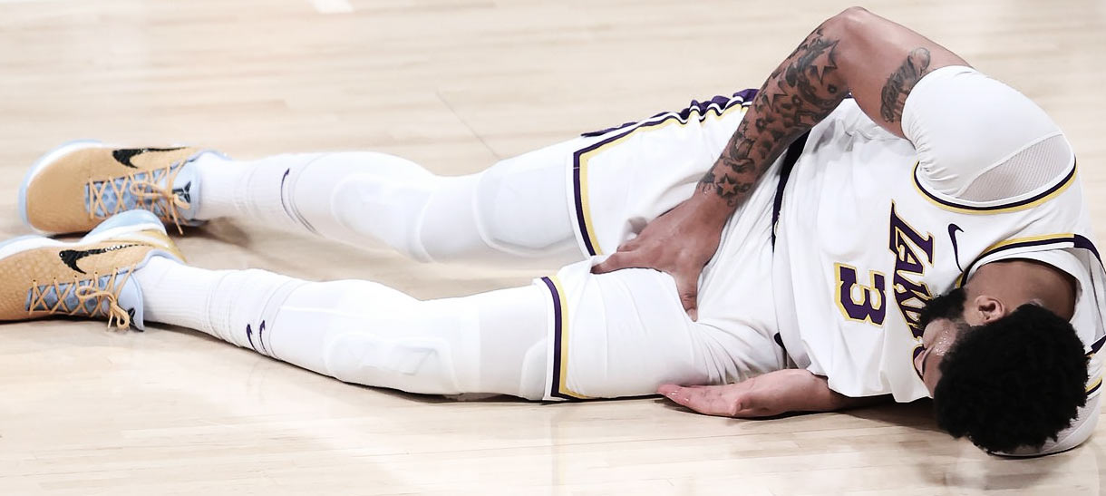 NBA: Anthony Davis caminhando com dores para o vestiário é pior do que qualquer derrota do Lakers