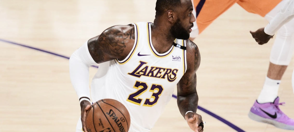 NBA: LeBron James comenta sobre possibilidade de jogar sem Anthony Davis