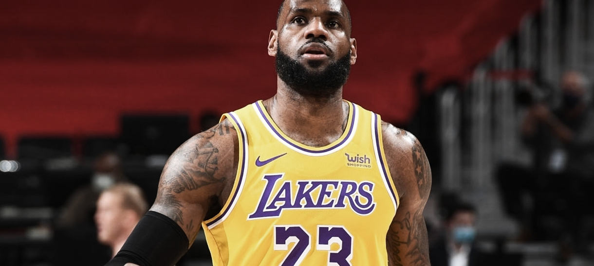 LeBron James revela o que espera da diretoria na offseason do Lakers