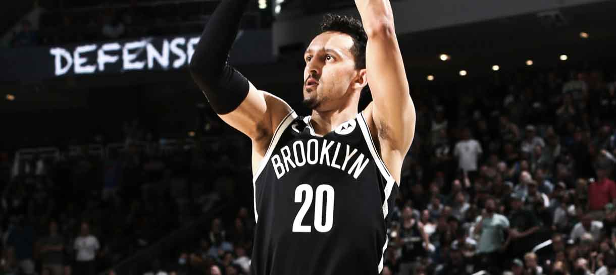 NBA: Lakers e mais dois times mostram interesse por armador do Nets