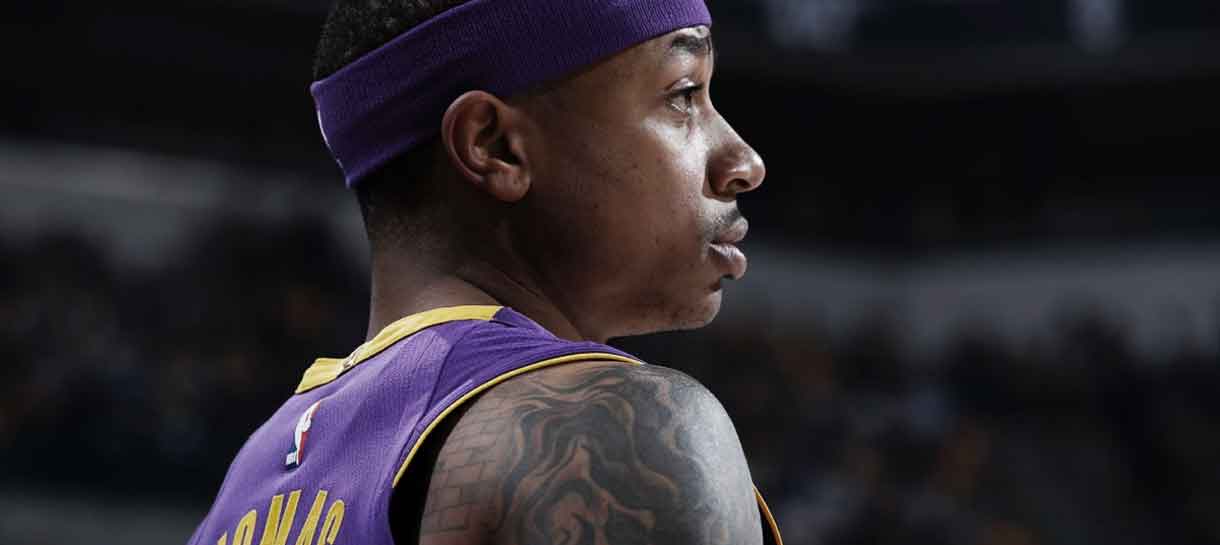 NBA: Isaiah Thomas não se contém após atuação de 81 pontos