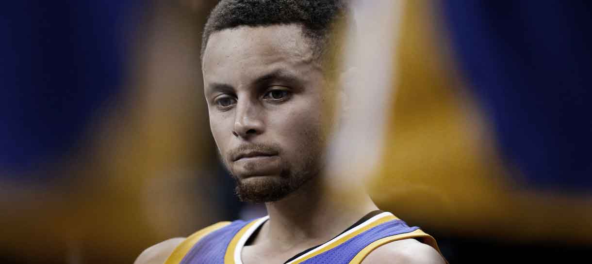 NBA: Stephen Curry admite que sofreu com uma das contratações do Lakers