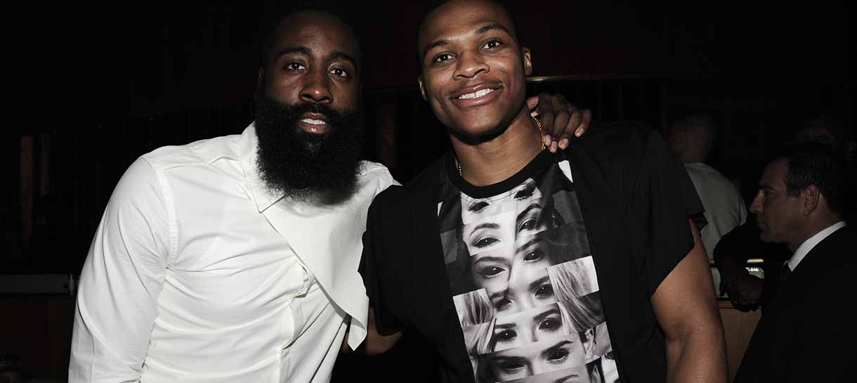 NBA: Westbrook presenteia James Harden com relógio incrível pelo seu aniversário