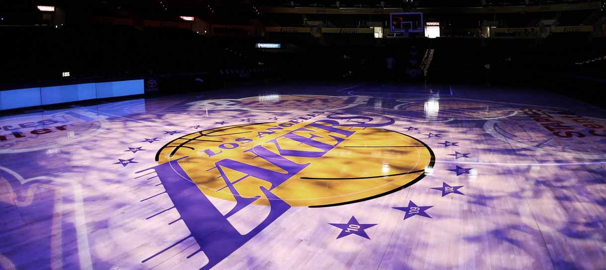 NBA: Vaza suposta nova camisa do Lakers para a temporada 2021-22