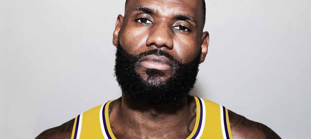 NBA: Em um acordo de 100 milhões de dólares, Lakers anuncia novo patrocínio