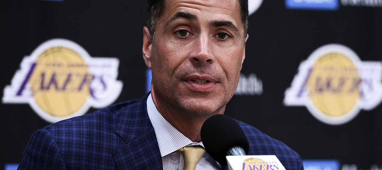 NBA: GM do Lakers confirma que pode anunciar uma nova contratação nos próximos dias