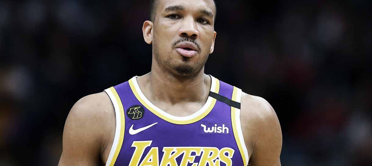 NBA: Ex-armador do Lakers fecha com o Warriors