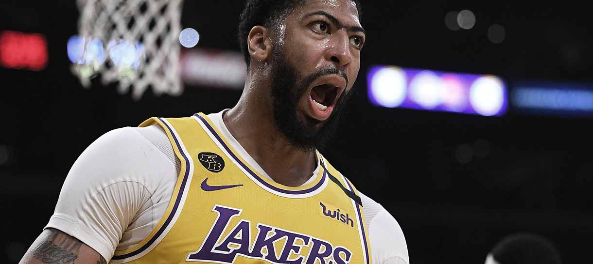 Lakers tem provável time titular revelado com Anthony Davis como pivô