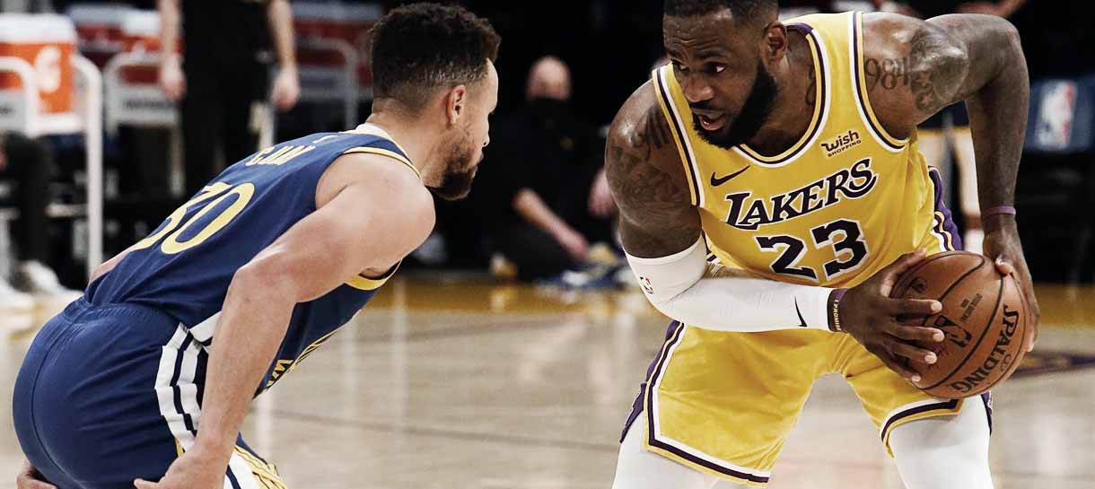 Os 10 jogadores da NBA que mais vão faturar este ano