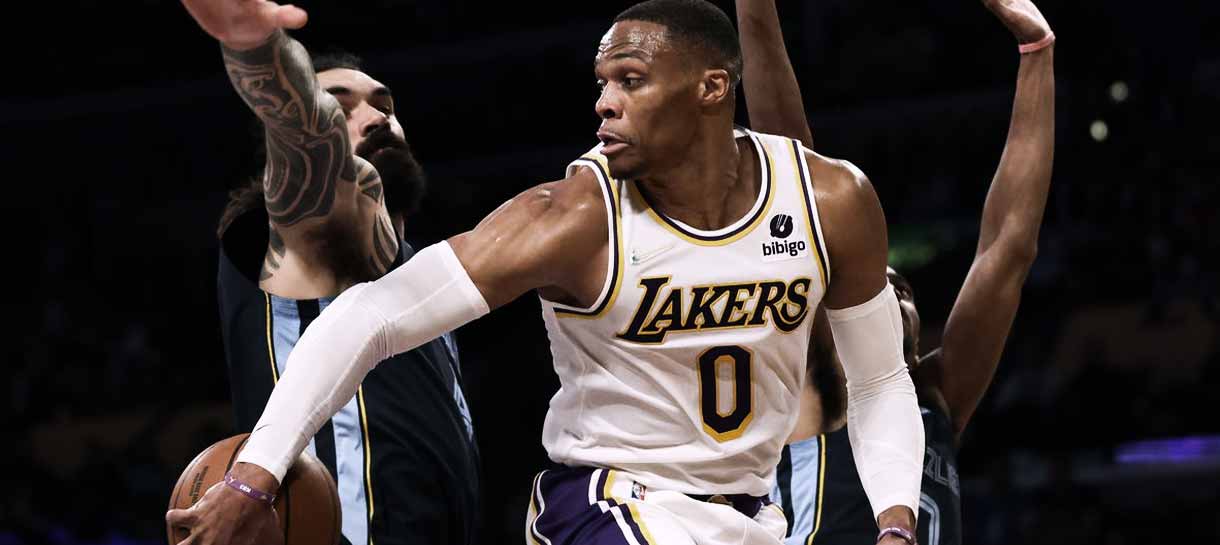 Lakers x Spurs: onde assistir, a estratégia de Vogel, LeBron com dores é dúvida