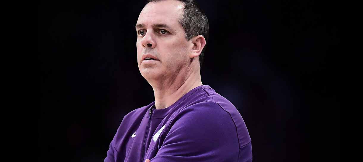 NBA: Vogel tenta explicar péssimo terceiro período do Lakers contra o Wolves