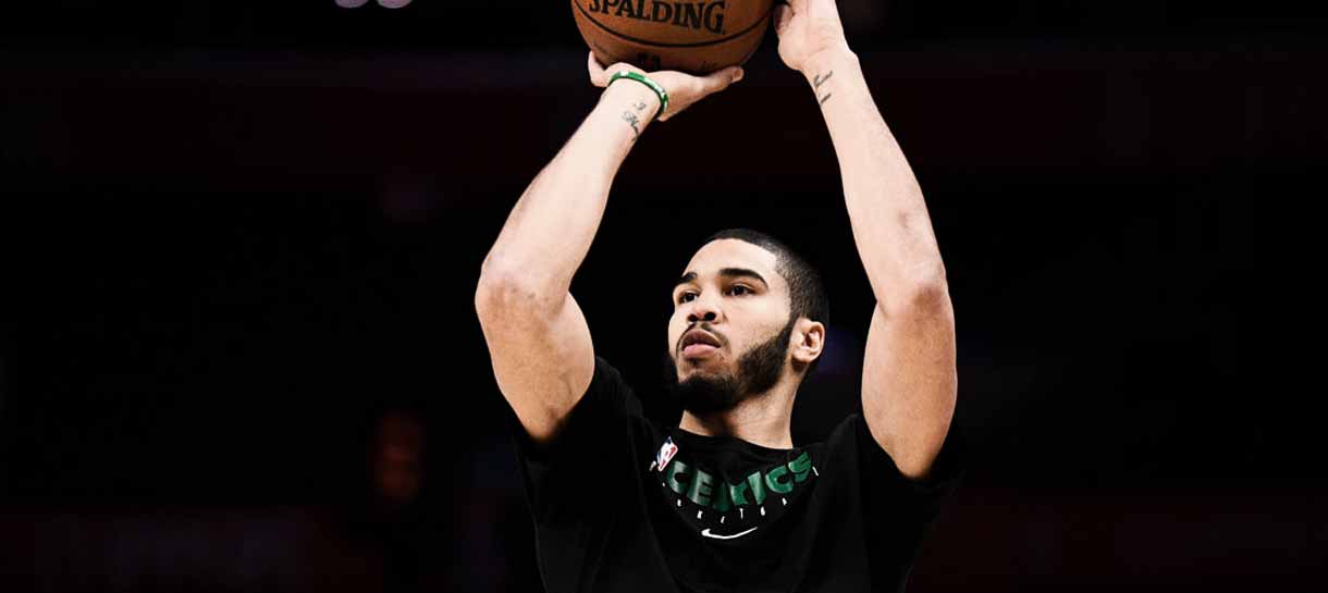 NBA: Jayson Tatum fala como foi a sensação de vestir a camisa do Lakers