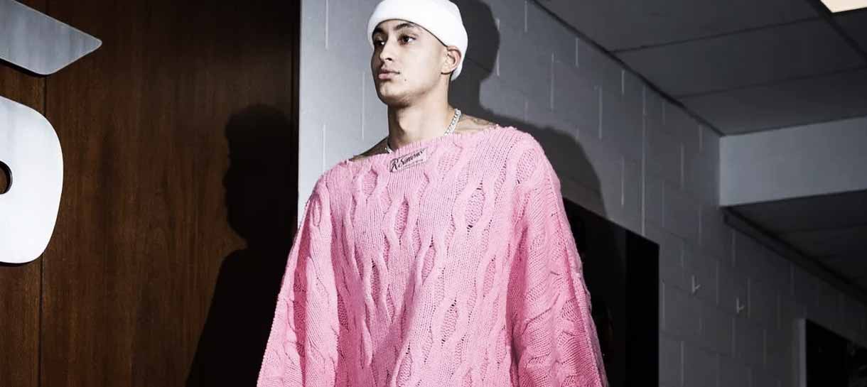 NBA: Kyle Kuzma vira alvo de piadas ao usar suéter gigantesco de mais de 9 mil reais