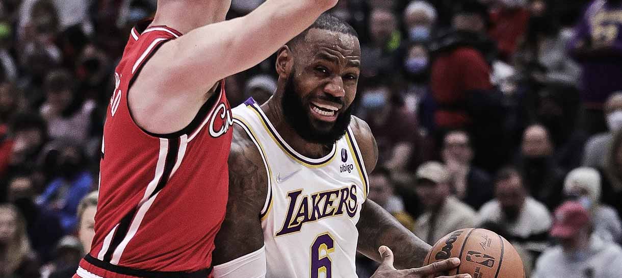 NBA: Desfalcado, Lakers sai de Chicago com uma derrota para o Bulls