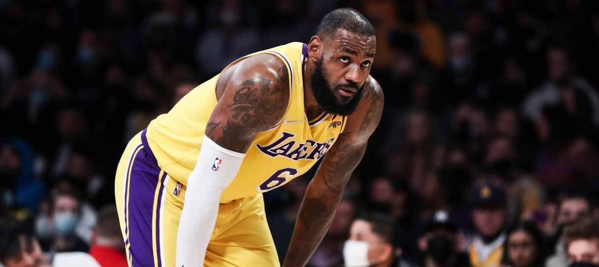 NBA: Lakers perde para Suns apesar de atuação heroica de LeBron James