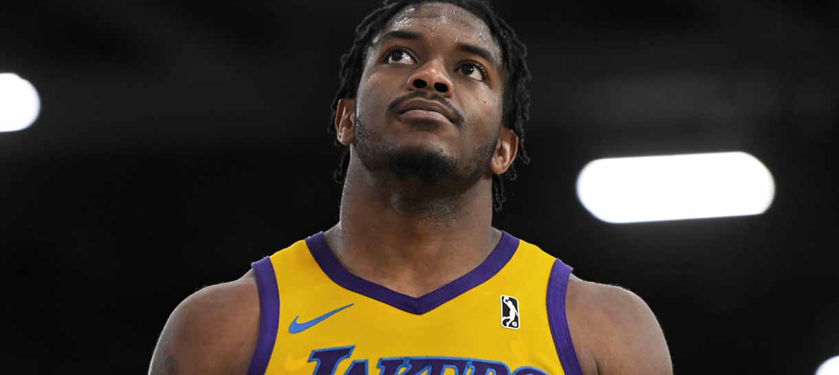 NBA: Hawks contrata dois jogadores do Lakers em meio a ausências no time