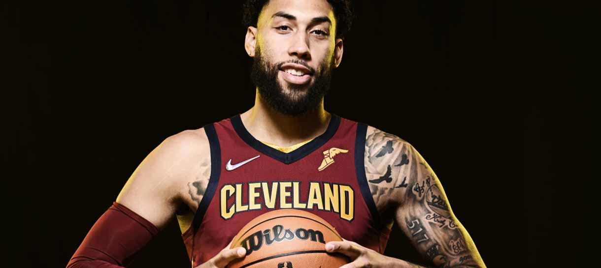 NBA: Lakers troca Rajon Rondo com o Cavs por Denzel Valentine