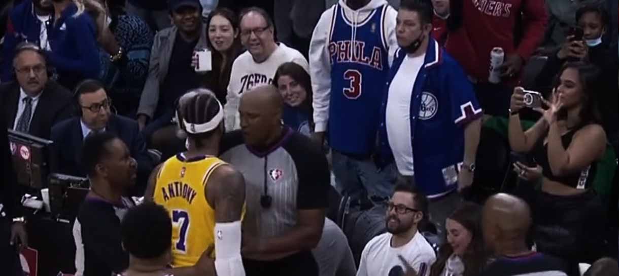 NBA: Sixers aplica punição severa a torcedor por ato contra Carmelo Anthony