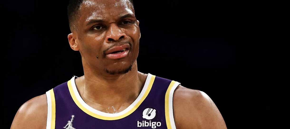 NBA 2K cai drasticamente classificação de Russell Westbrook no jogo