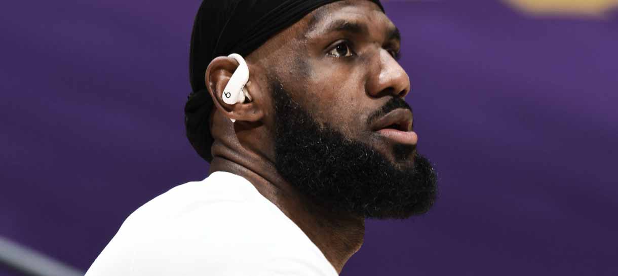 NBA: Insider dá um basta nos rumores envolvendo LeBron James