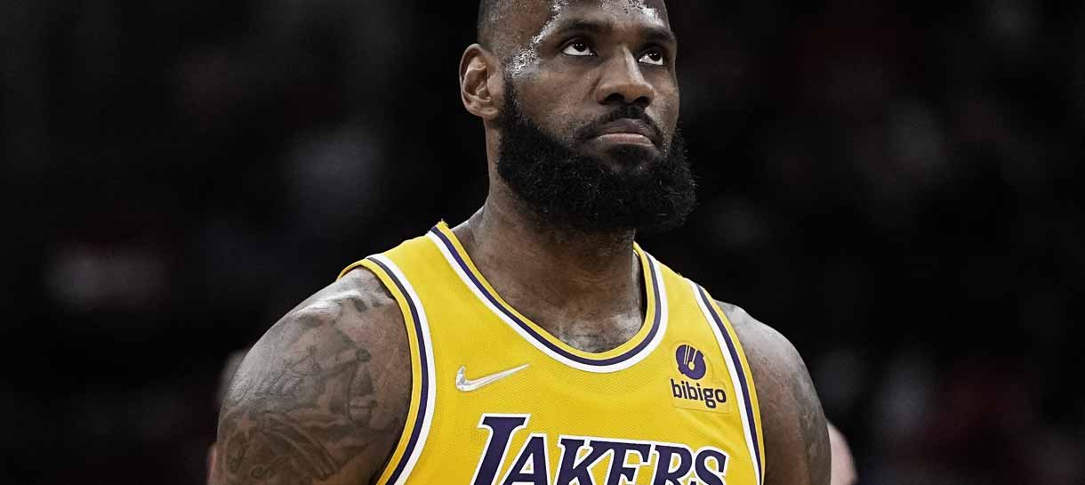 NBA: LeBron James aponta estratégia para Lakers virar o jogo