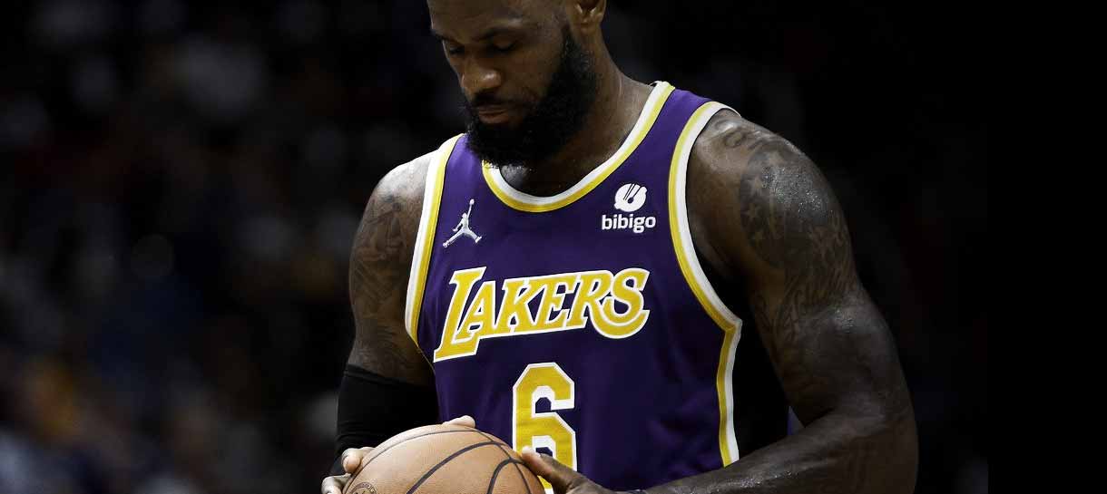 NBA: LeBron James vai ficar de fora do Lakers por lesão