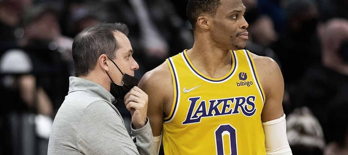 NBA: Russell Westbrook abre o jogo e fala sobre problemas com Frank Vogel
