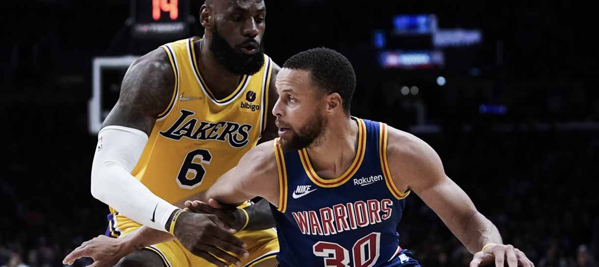 NBA: Stephen Curry fala como seria jogar com LeBron James