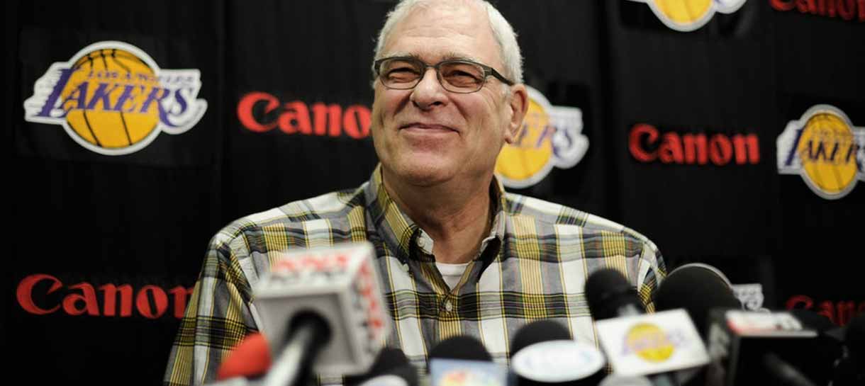 NBA: Phil Jackson tem chances de voltar a treinar o Lakers?
