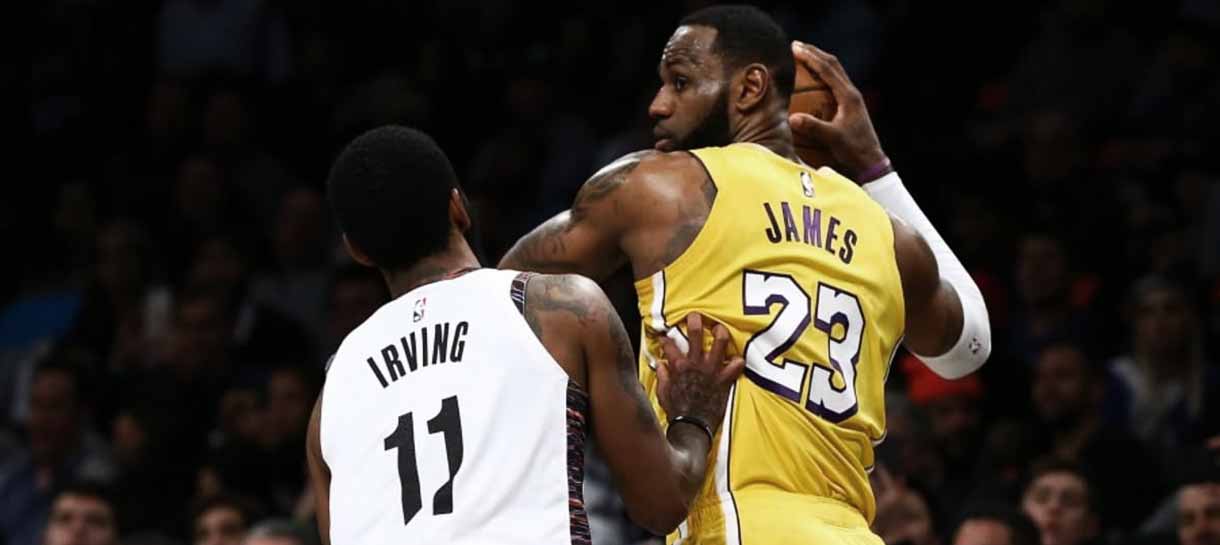 NBA: LeBron James sai em defesa de Kyrie Irving