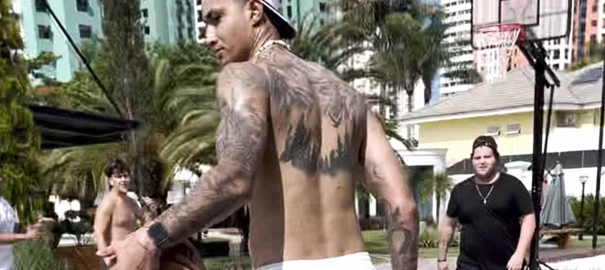 NBA: De férias, Kyle Kuzma joga basquete no Rio de Janeiro