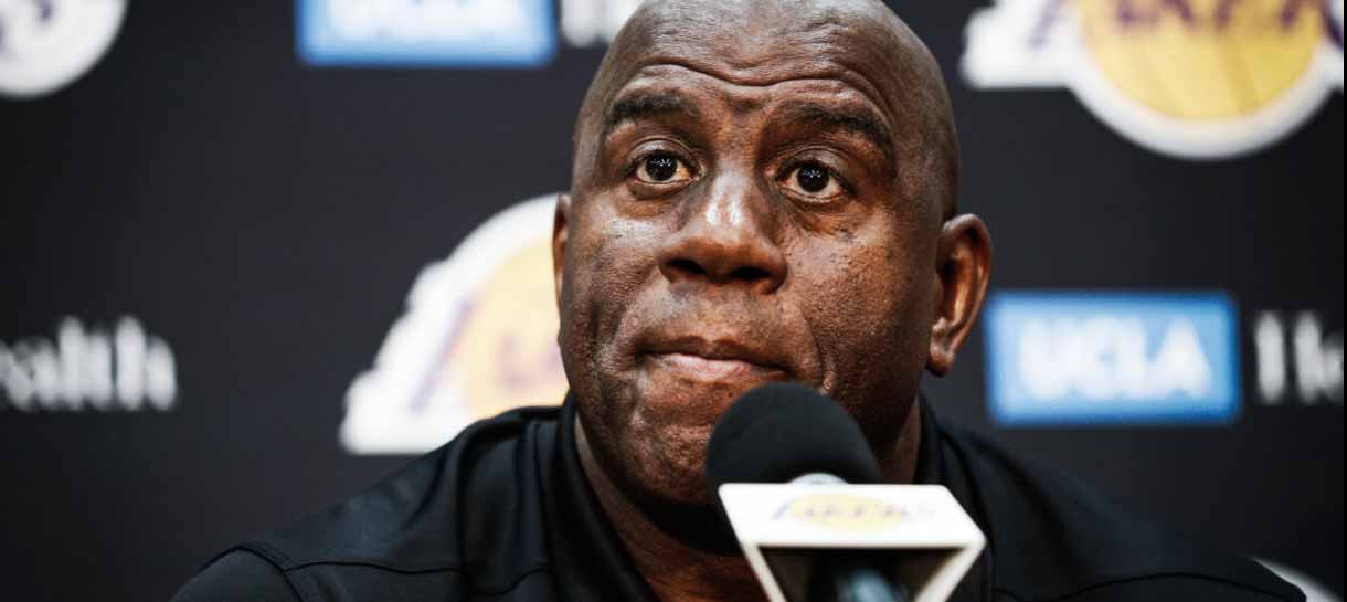 NBA: Magic Johnson opina sobre possibilidade de troca de LeBron James no Lakers