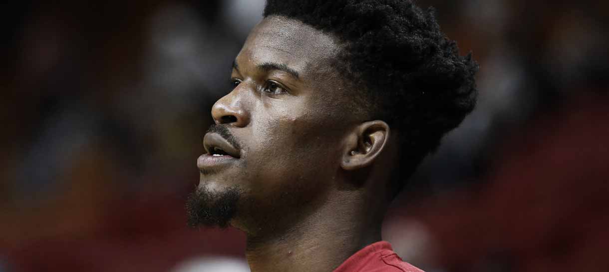 NBA: Jimmy Butler se junta a LeBron James e Dwyane Wade com conquista nos playoffs