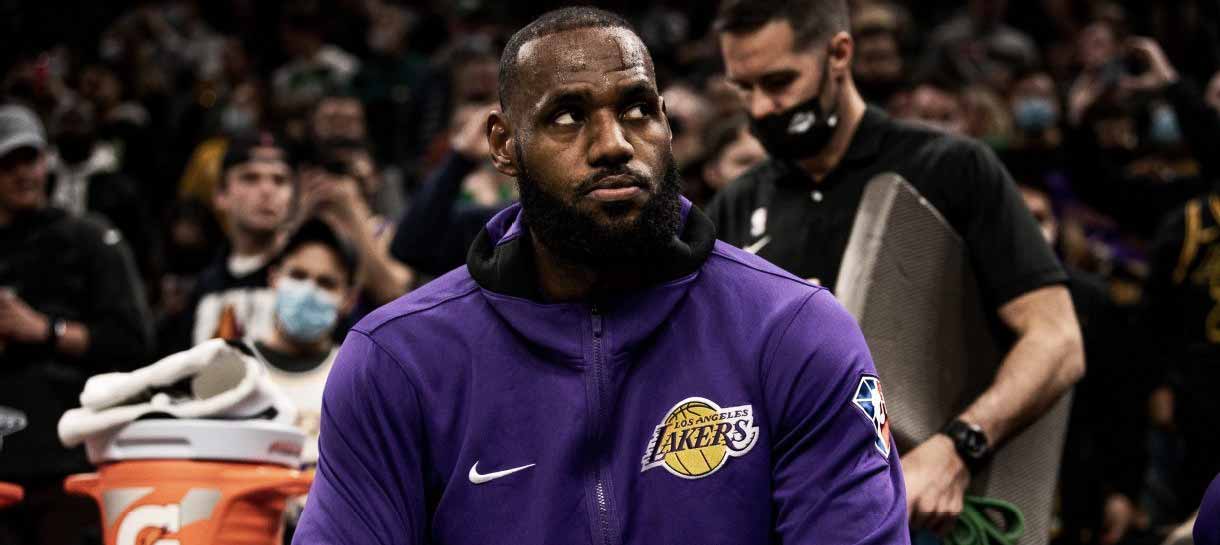 NBA: LeBron James se posiciona após mais um tiroteio em escola americana