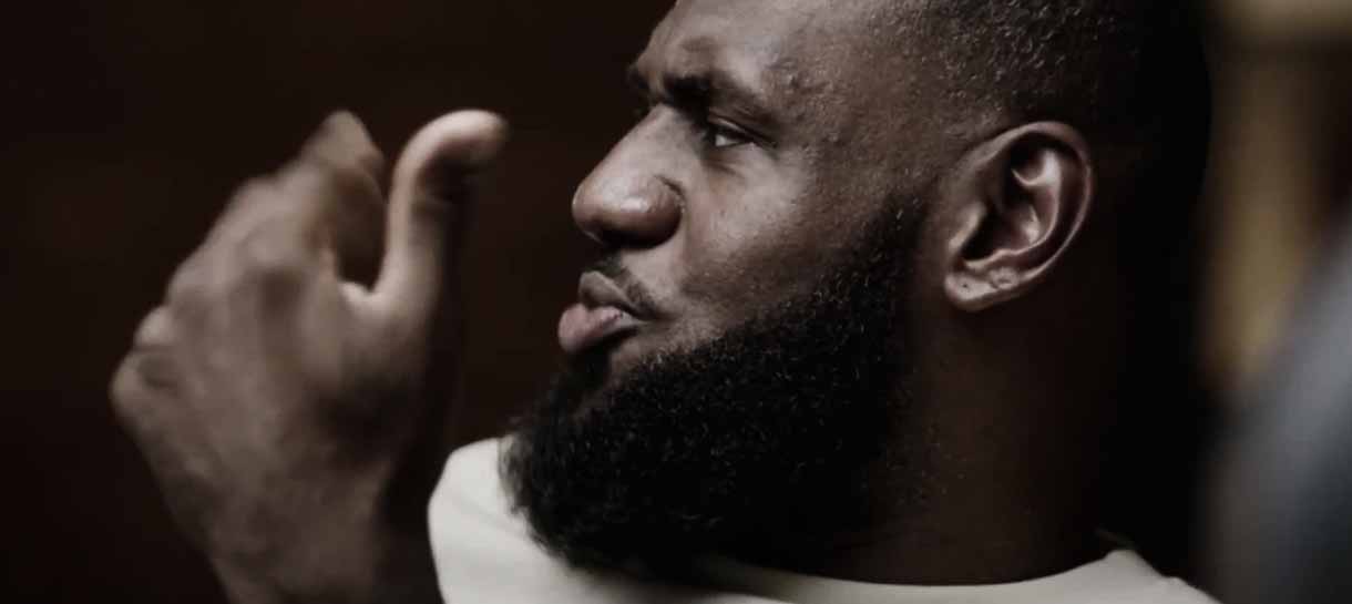 NBA: LeBron James brinca e volta a falar que gostaria de jogar no Warriors