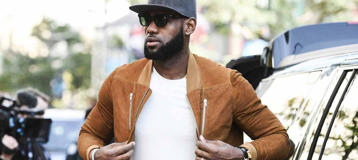 Porque o desejo de LeBron James comprar um time da NBA não é dos mais fáceis